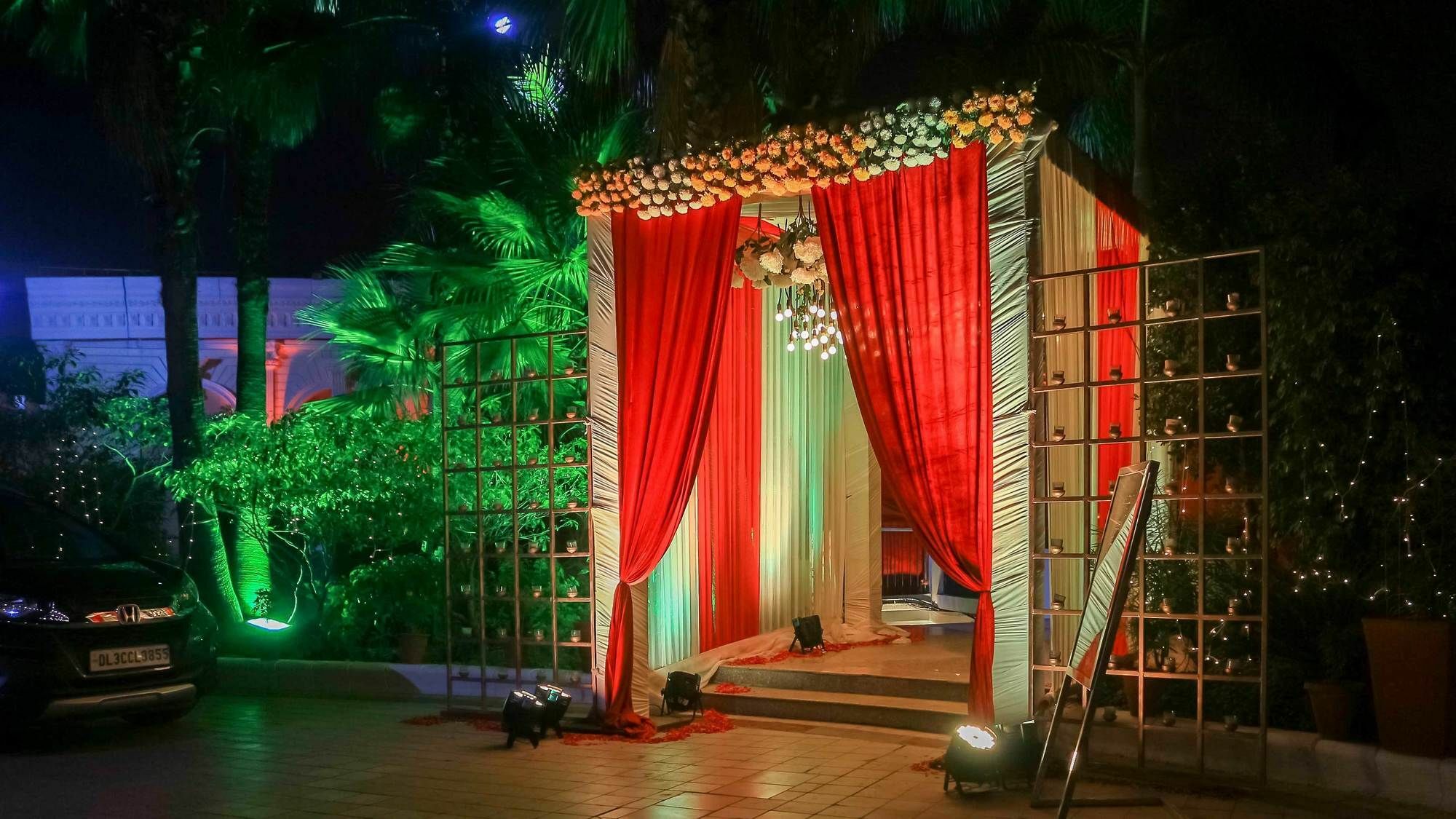 Dee Marks Airport & Hotel New Delhi
